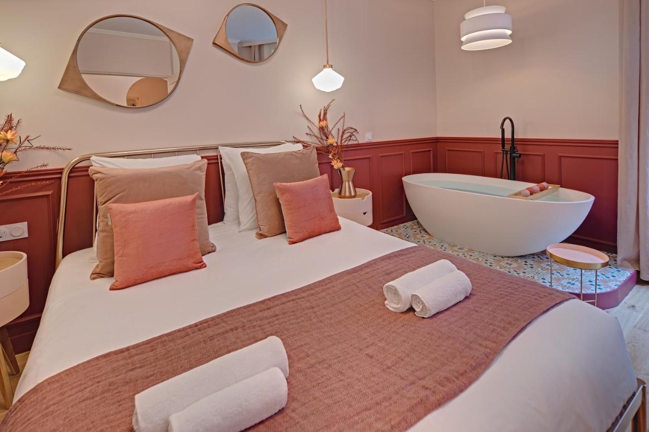 Miss Marguerite Suite Paris Exterior photo