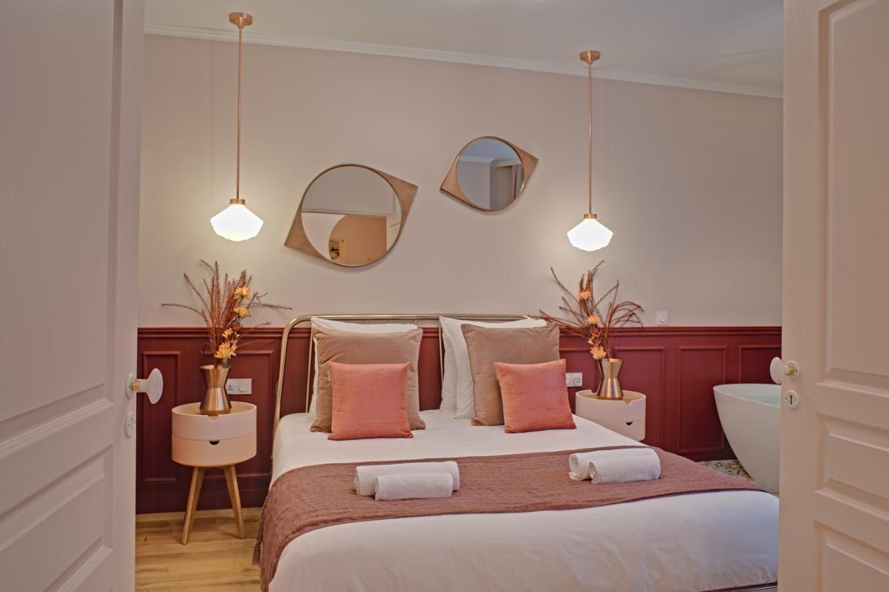 Miss Marguerite Suite Paris Exterior photo